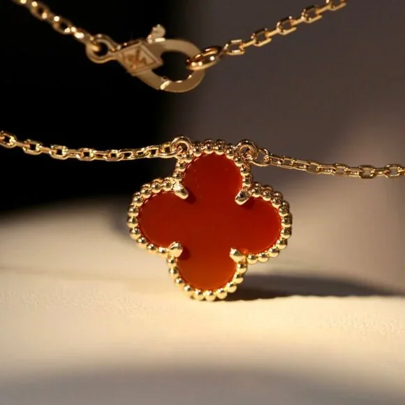 Authentic Van Cleef & Arpels fashion necklace - Picture 5 of 6